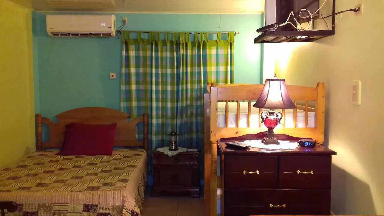 Port of Spain Abriannas Inn Bed & Breakfast  Port of Spain
