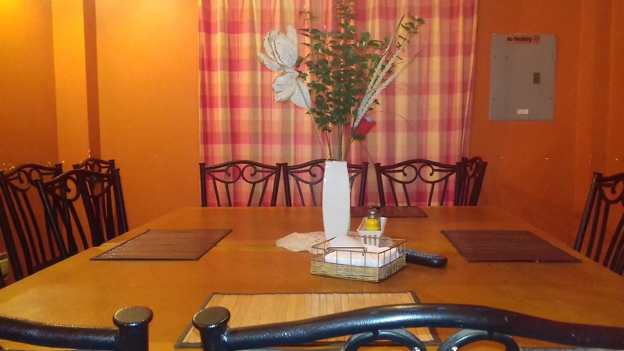 **  Port of Spain Abriannas Inn Bed & Breakfast ترينيداد وتوباغو